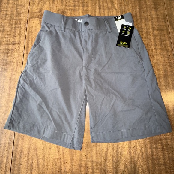 Lee Men's Extreme Motion Chino Shorts Regular Fit Grey Size 29 - Picture 1 of 7